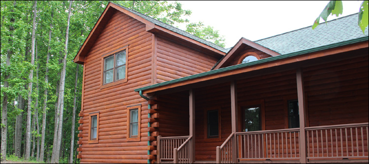 Log Home Staining in Strongsville, Ohio